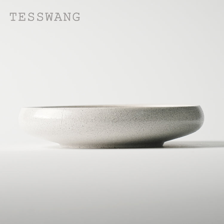 Coarse Stone Kimchi Dish — Thick-Wall Round Ceramic Side Dish
