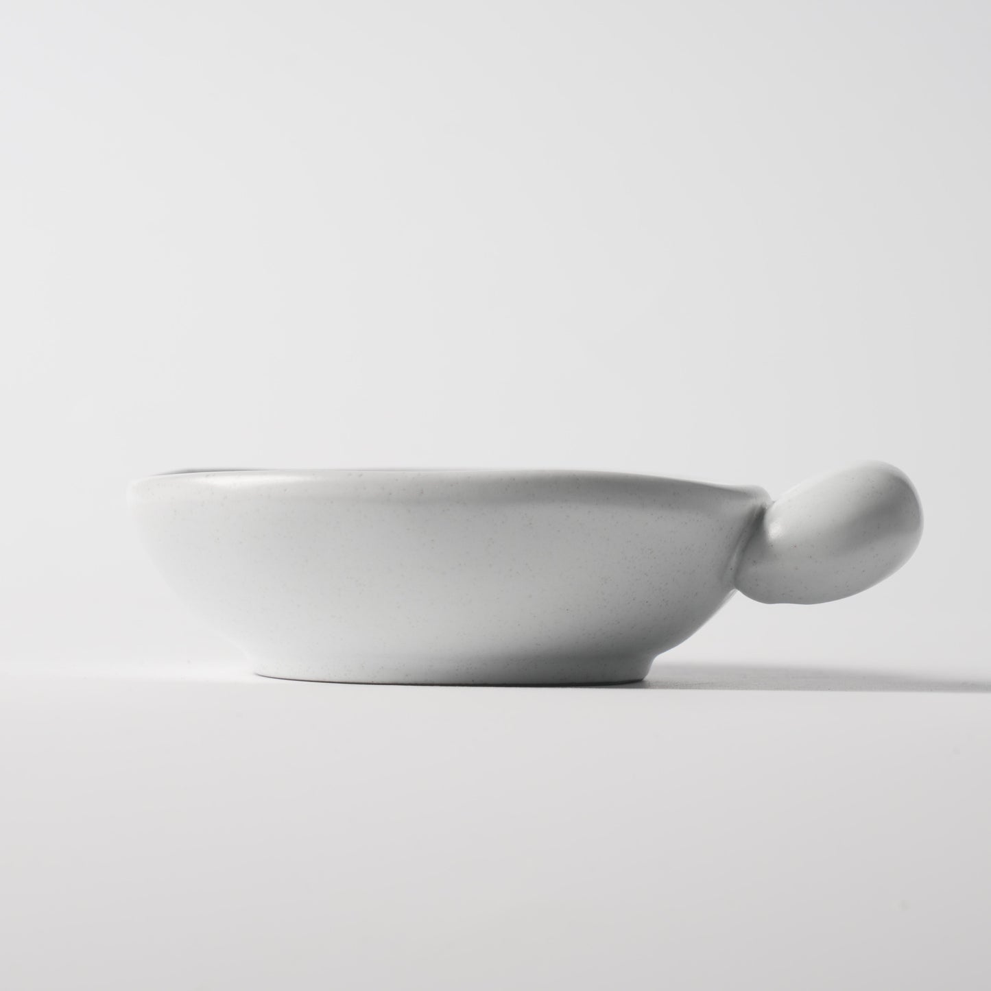 Dundun Grey Single-Handle Ceramic Dish