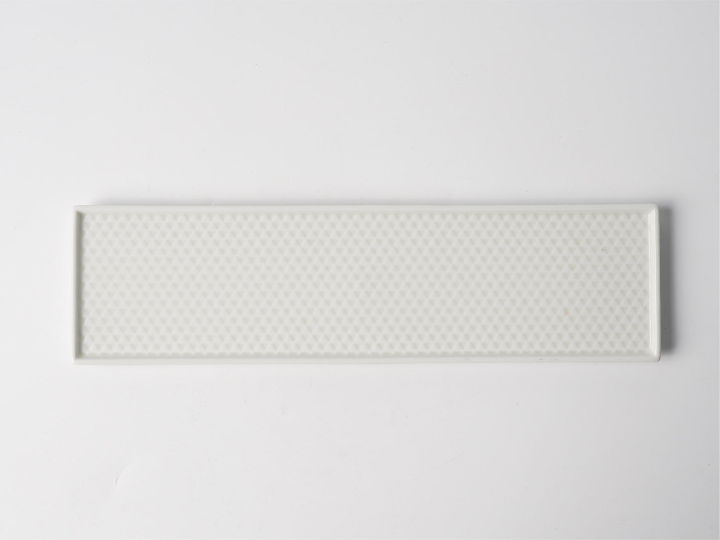 White Diamond Texture Ceramic Long Serving Platter — 13 Inch