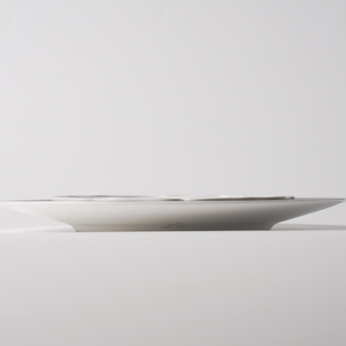 Silk Veil Petal Sharing Platter