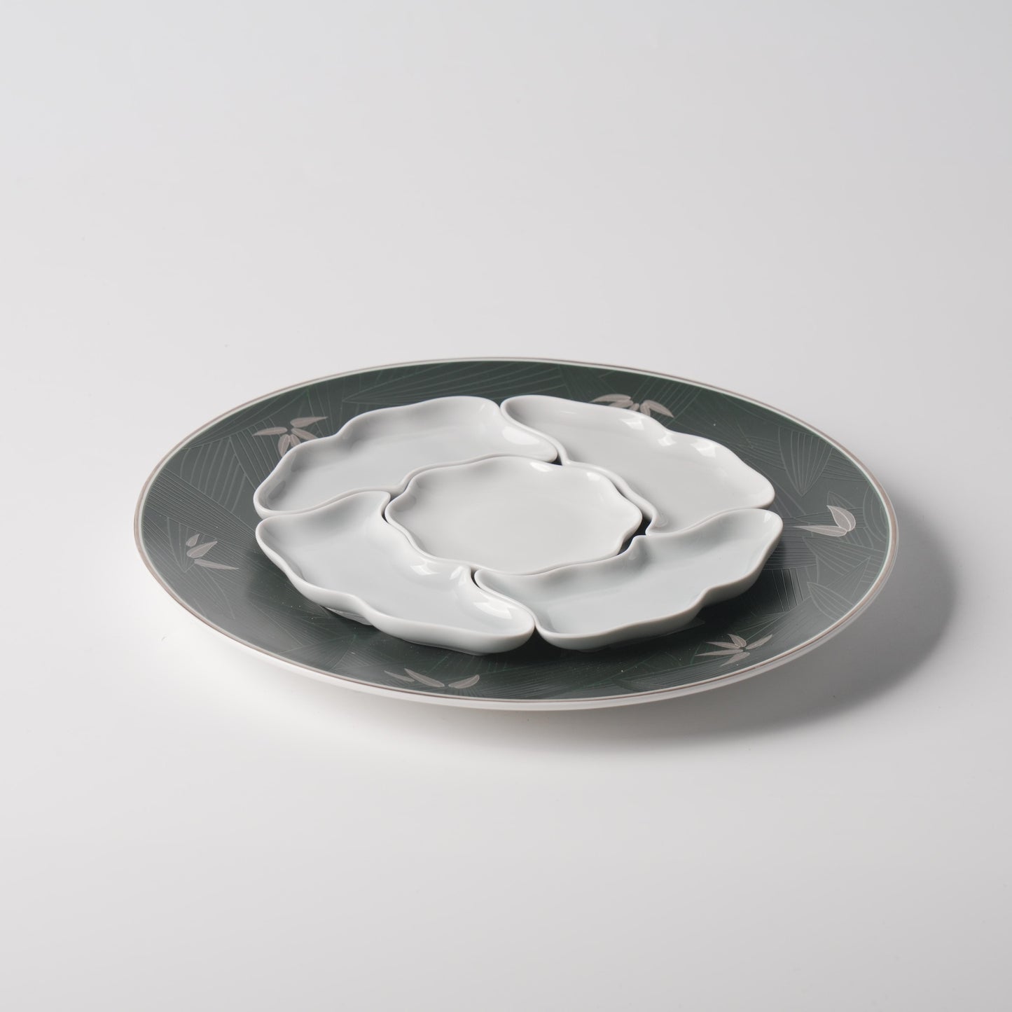 Silk Veil Petal Sharing Platter