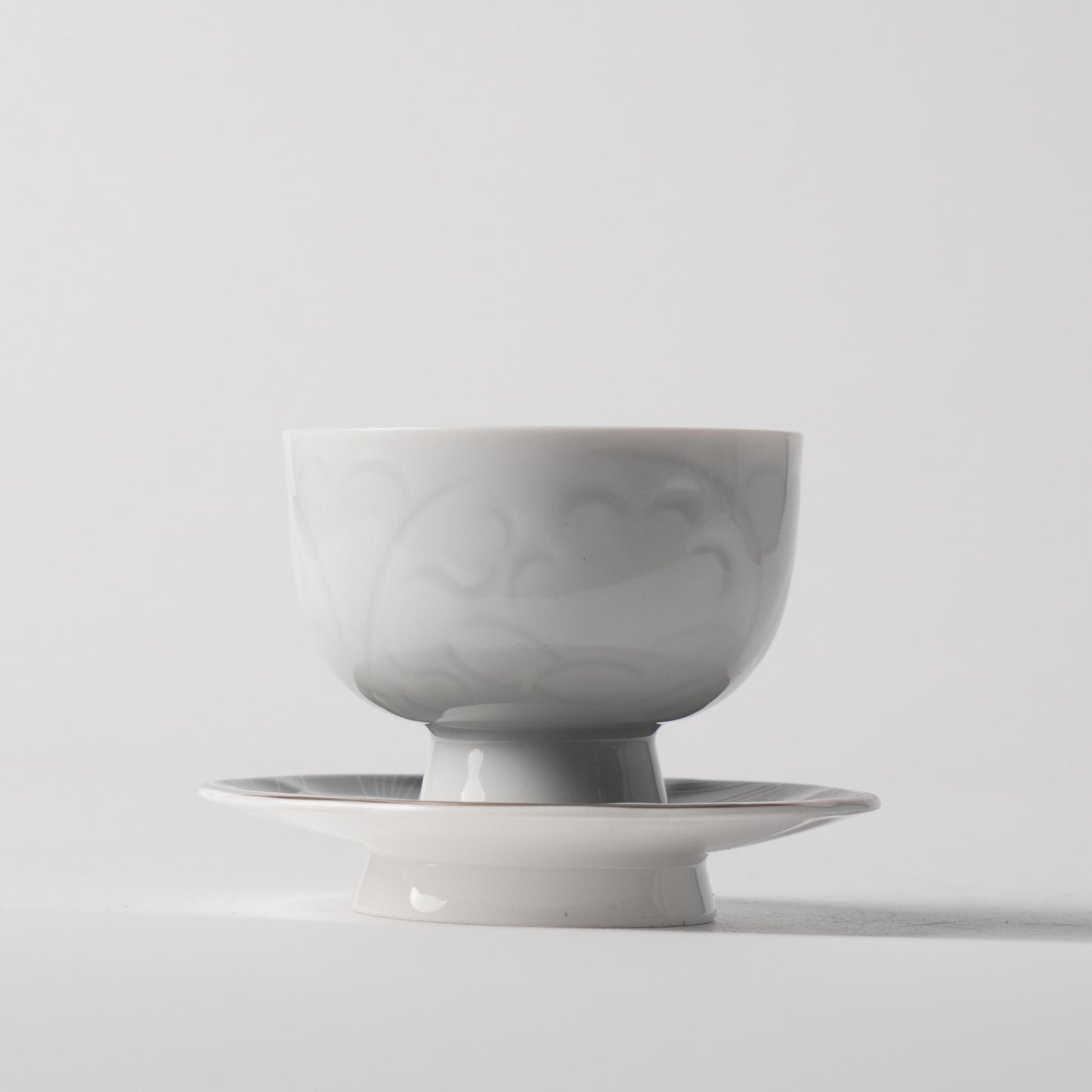 Bamboo Shadow Petal Saucer & Song Porcelain Dessert Cup Set