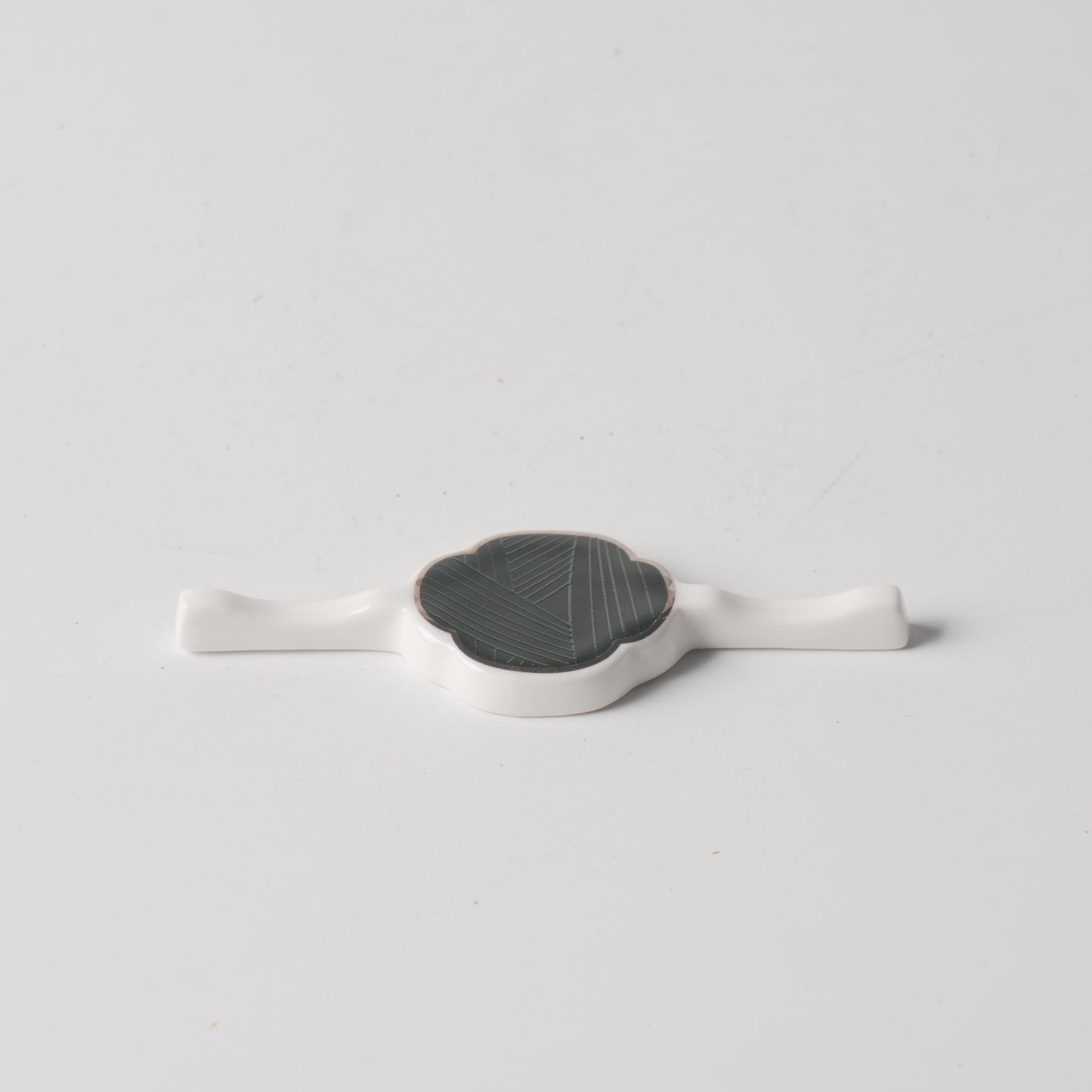 Bamboo Shadow Ruyi Chopstick Rest