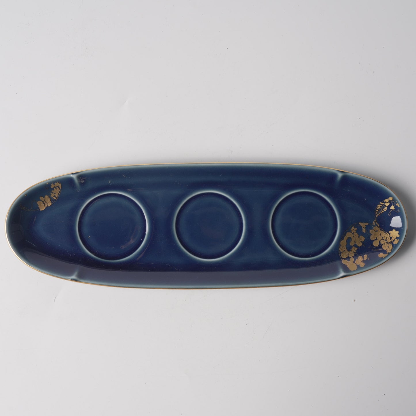 Fu Lu Gold — 12" Song Porcelain Appetiser Tray with Three Condiment Cups