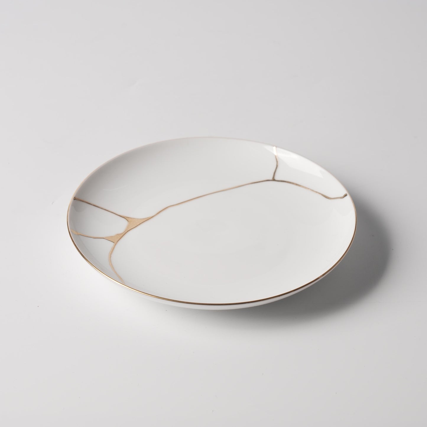 Gold Kintsugi — Yuantong Bone Dish