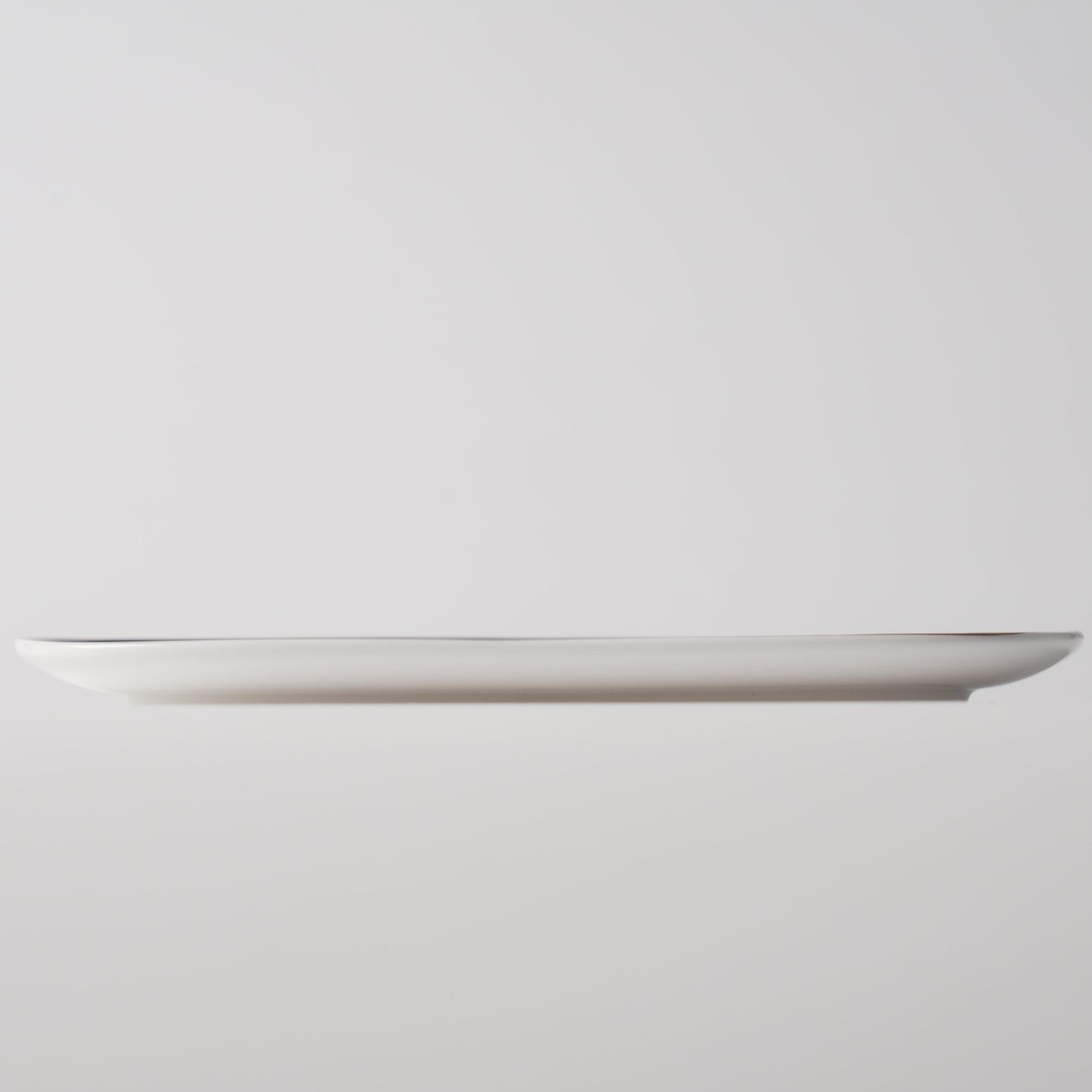 Gold Thread — 7" Shuxin Oval Towel Dish