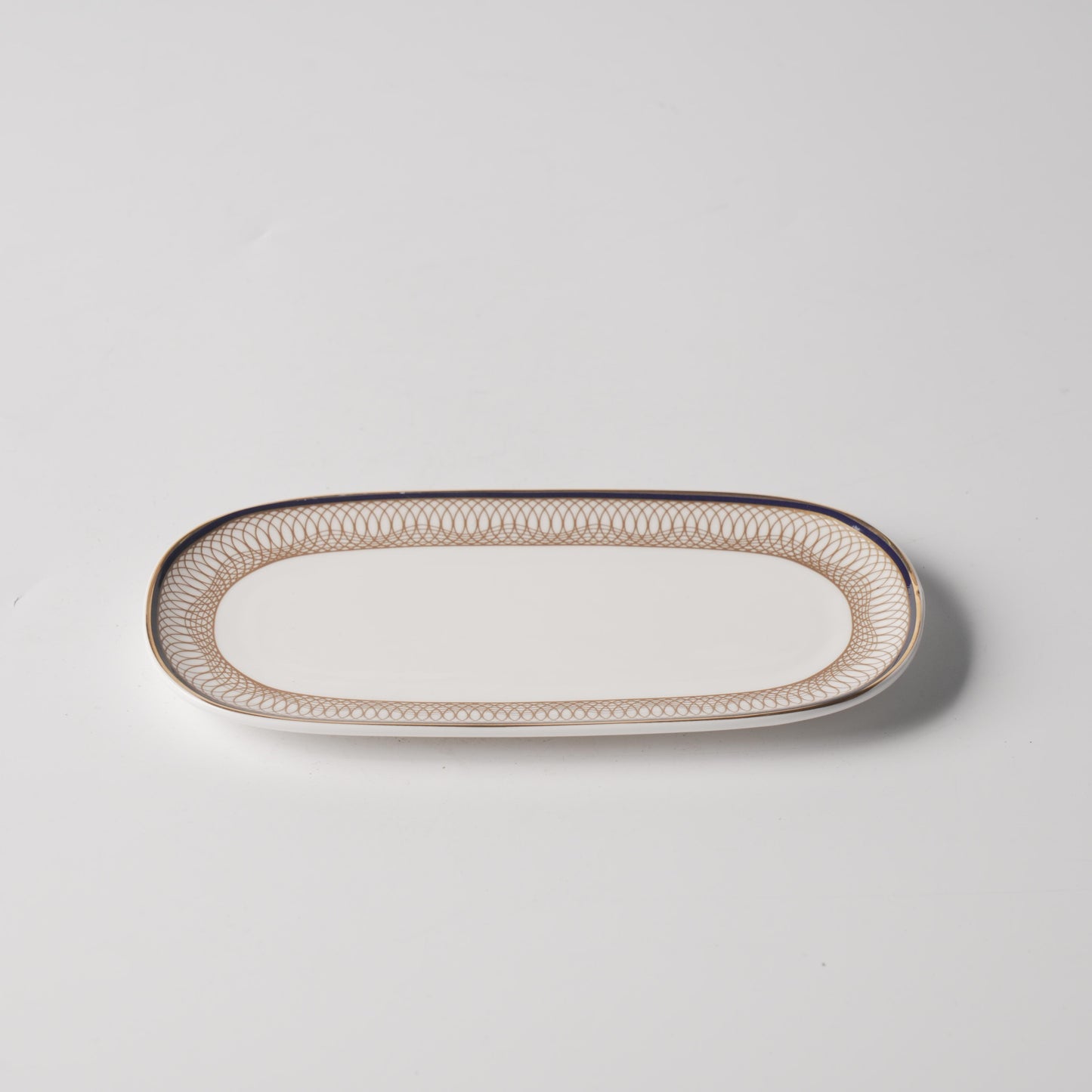 Gold Thread — 7" Shuxin Oval Towel Dish