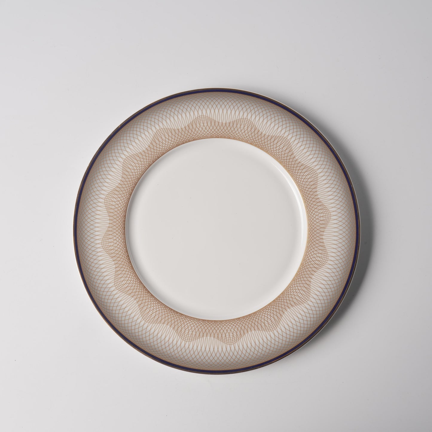 Gold Thread — 11" Flat Dinner Plate