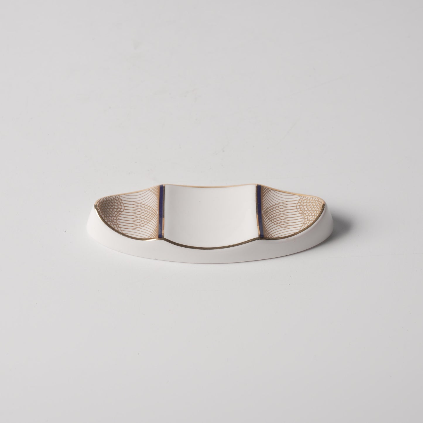 Gold Thread — Bohai Chopstick Rest
