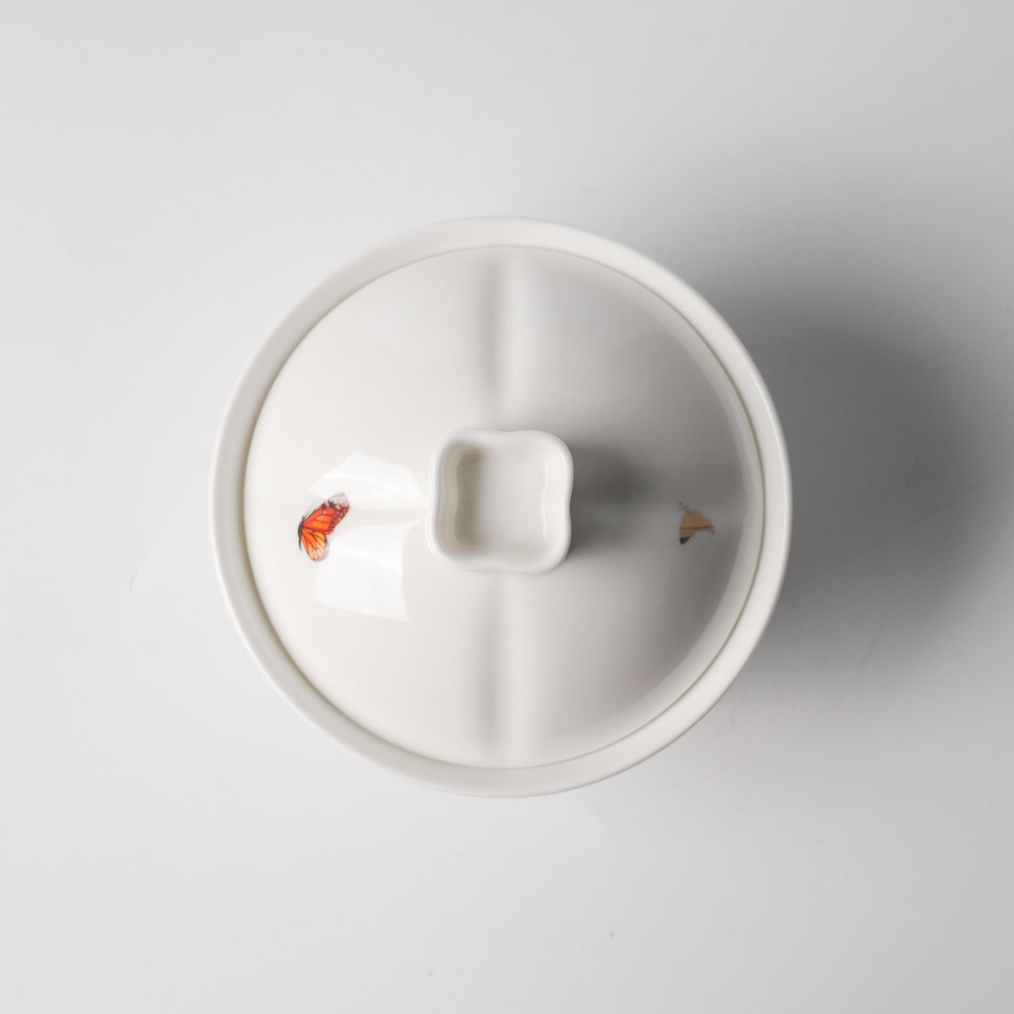 Butterfly — Covered Soup Bowl