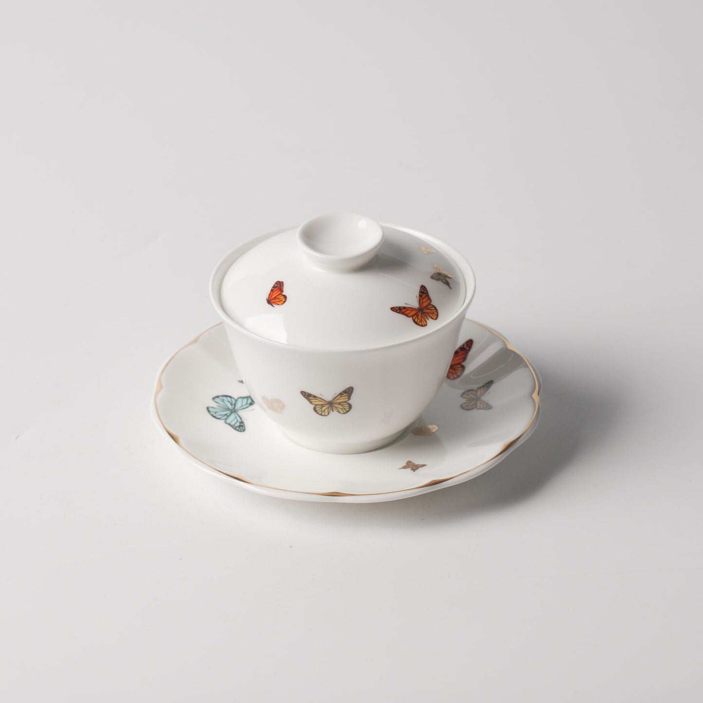 Butterfly — Gaiwan Tea Cup with Saucer