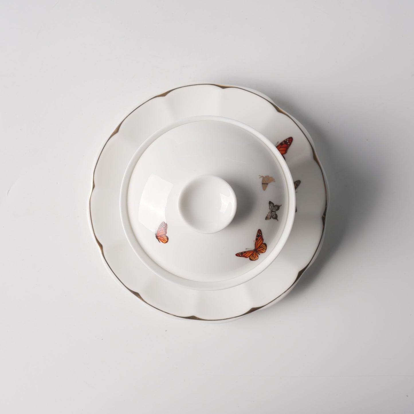 Butterfly — Gaiwan Tea Cup with Saucer