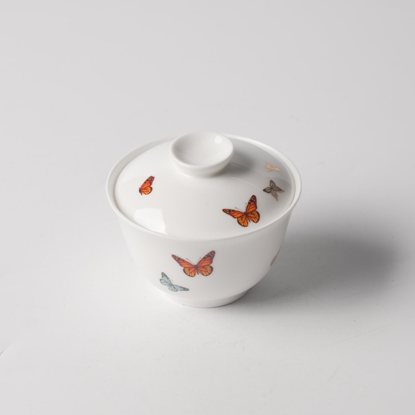 Butterfly — Gaiwan Tea Cup with Saucer