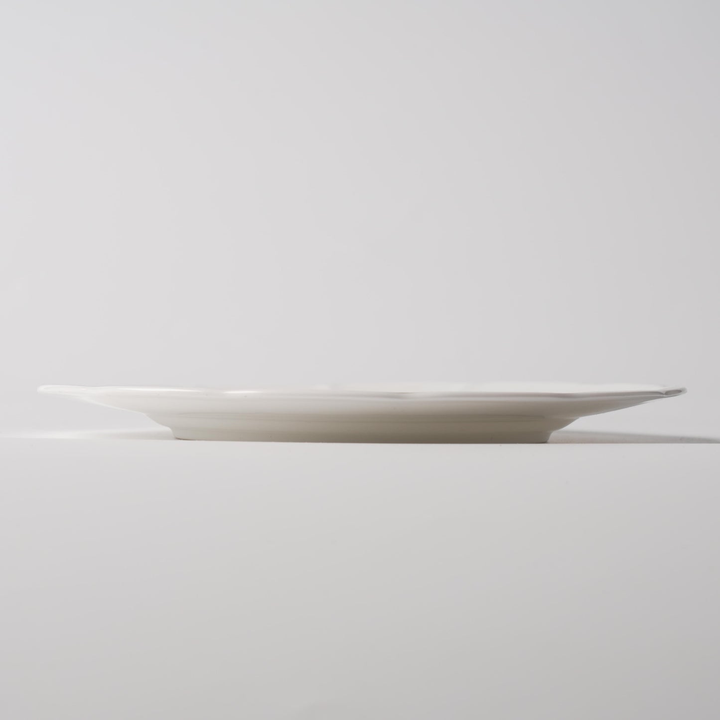 Angel — 8" Flat Plate with Gold Rim