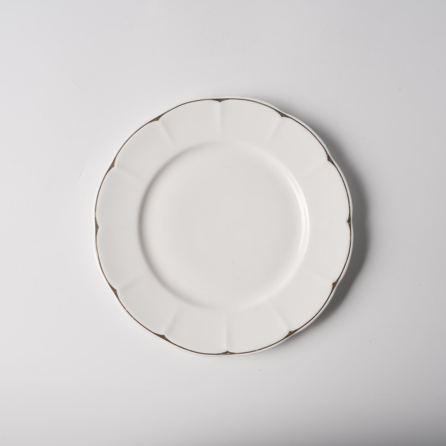 Angel — 8" Flat Plate with Gold Rim