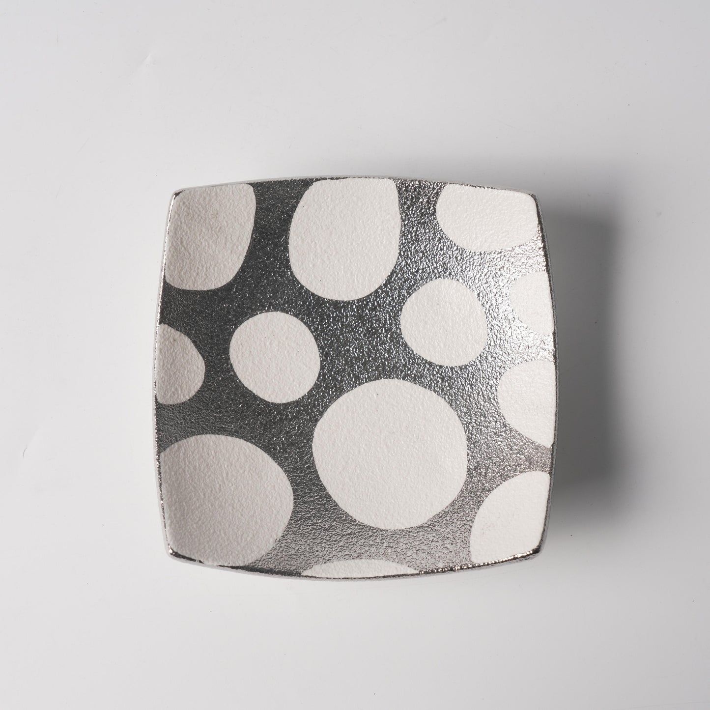 Platinum Polka Dot Upturned-Corner Square Plate