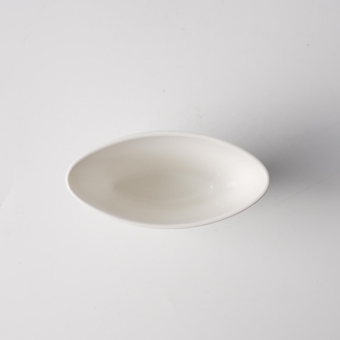 Dot Pearl White Porcelain Flat Oval Bowl